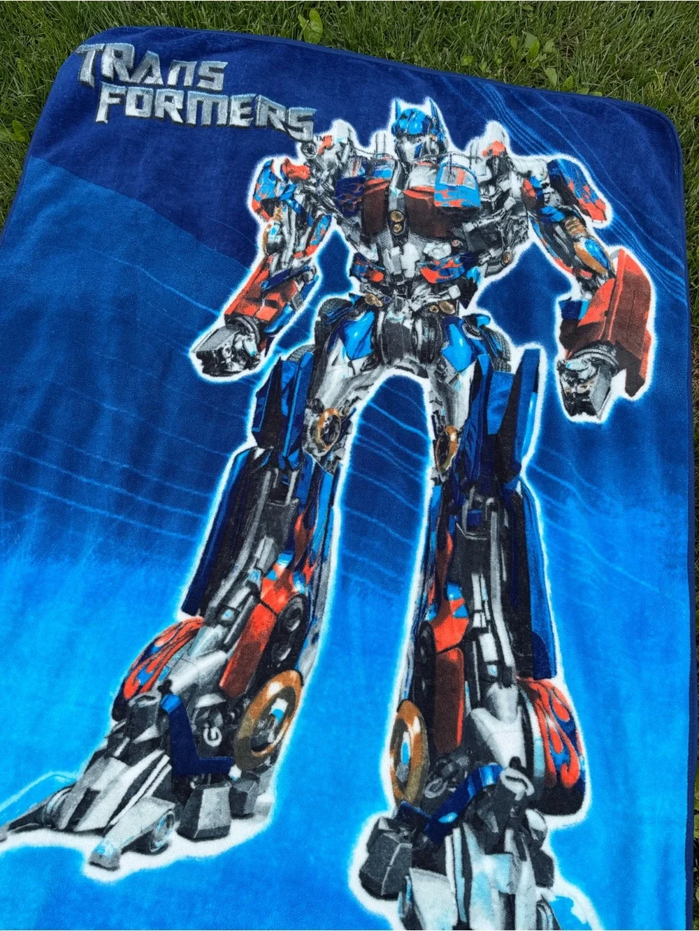 2007 vintage Transformers fleece Throw Blanket - Blue with Red & Silver Robot,